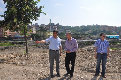 ÇİMENOĞLU, KÖPRÜ İNŞAATINI İNCELEDİ..