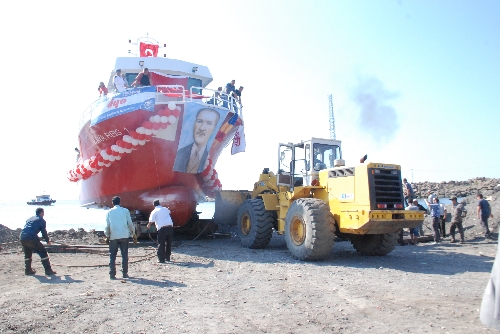 Çok amaçlı bot Kaya Reis-1 denize indirildi