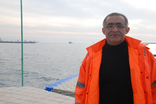 DENİZ DİBİNDEKİ GÖRÜŞ MESAFESİ ARAMAYA İZİN VERMİYOR..