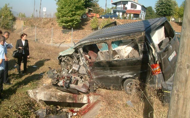 DİREKSİYONDA UYUMANIN BEDELİ: 1 ÖLÜ, 3 YARALI...