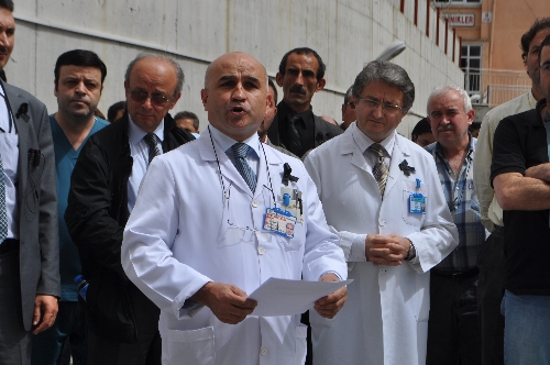 DOKTORLAR ŞİDDET YASASI İSTİYOR..