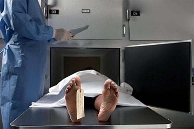 ECEL TUVALETTE YAKALADI...