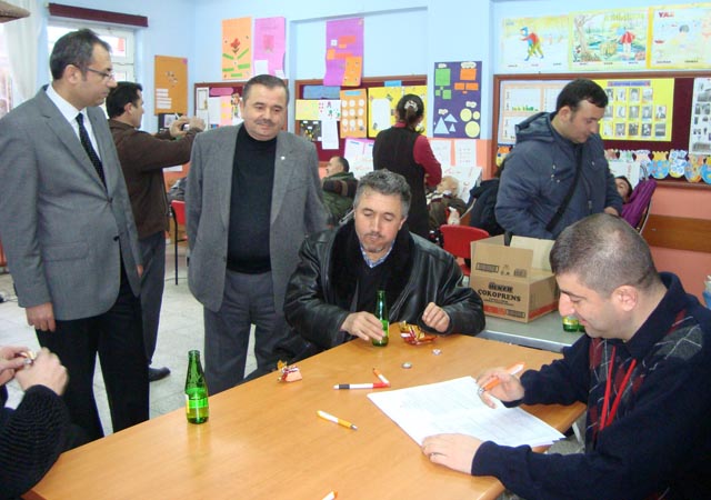 EĞİTİMCİLER KAN VERDİ...