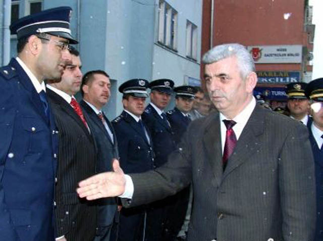 Emniyet Müdürü Albayrak gözaltında...