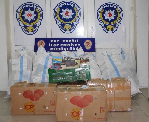 EREĞLİDE 3 BİN 140 KORSAN KİTABA EL KONULDU..