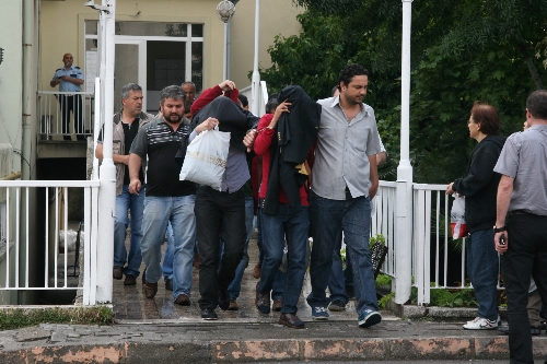 EREĞLİDE UYUŞTURUCU OPERASYONU: 8 GÖZALTI..