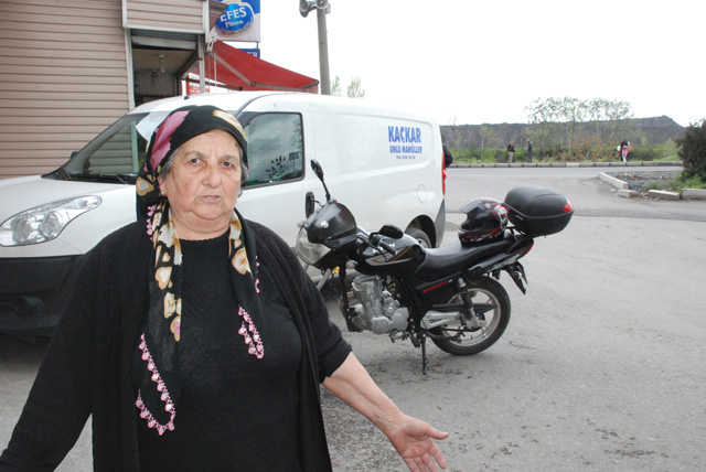 Esnaf ve vatandaş eski kavşağını geri istiyor