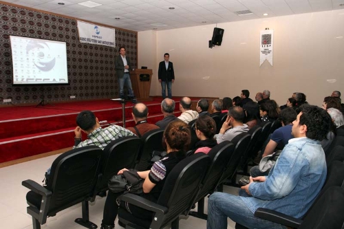 FOTOĞRAF GÖSTERİSİ BEĞENİ İLE İZLENDİ..