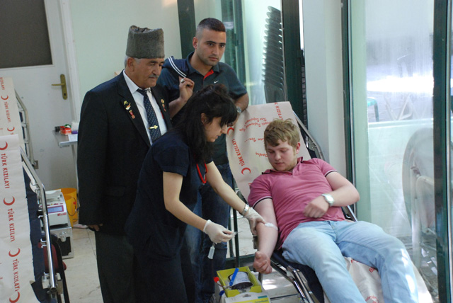 Gaziler 15. kan bağışı kampanyası düzenledi