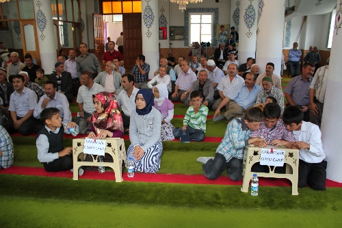 PİLAV ŞENLİĞİNDE BİRLİK VE BERABERLİK ÇAĞRISI YAPILDI..