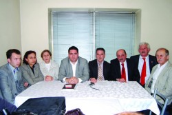 Haberalın Afişleri Babaevi ve İş Yerlerine Asıldı