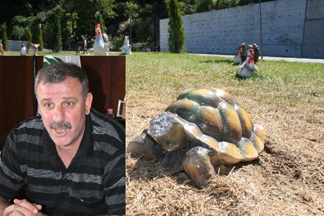 BAZI HAYVANLAR, HAYVANLARA ZARAR VERİYOR...