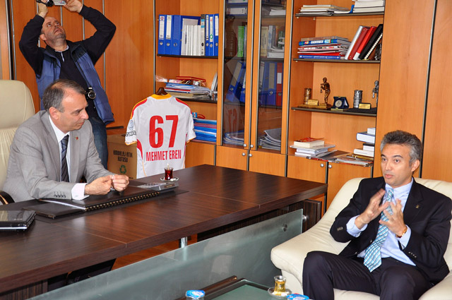 AKP 4. sıra milletvekili adayı Hüseyin Yılmaz iddialı