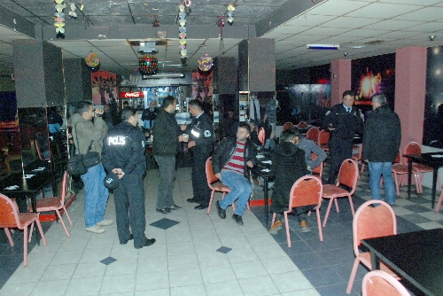 İÇKİLİ MEKANLAR DENETLENDİ...