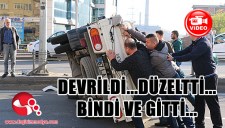 Devrilen kamyoneti düzeltti... Marşa basıp gitti...