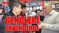 Şahin gençleri sevindirdi...