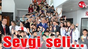 Öğrencilerden Posbıyıka sevgi seli...
