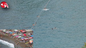 Sahiller doldu,taştı... Sosyal mesafe ise...