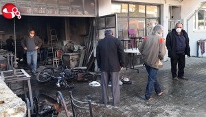 Motosiklet tamir ederken canından oluyordu