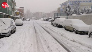 Kilimlide yoğun kar yağışı hayatı felç etti