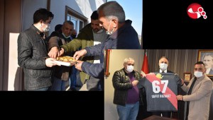 AK Parti^den tatlılı teşekkür