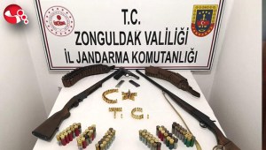 Evden cephanelik çıktı...