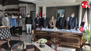 Gazetecilerden ilk ziyaret Kaymakam Çorumluoğluna...