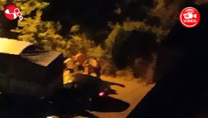 Kamyonun altına girdi..