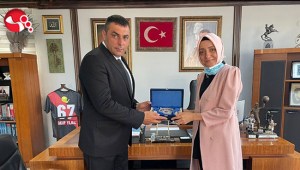 Saadet Oruçtan Türk Metal ziyareti