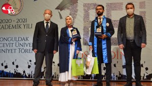 Ereğli Eğitim Fakültesi 21inci dönem mezuniyet sevinci