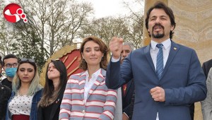 Alternatif çelenkler sunuldu...