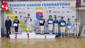 Eskrim Türkiye Şampiyonasında 5 madalya…