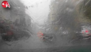 Sağanak yağış hayatı olumsuz etkiledi…