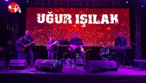 Uğur Işılak, Karabükde sahne aldı