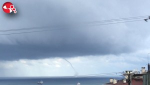 Denizde çıkan hortum tedirginlik yarattı