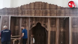 50 yılda 63 camiye mihrap ve minber yaptı ...