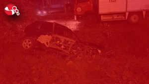 Otomobil şarampole uçtu