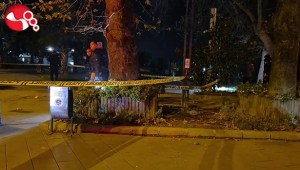 Bıçaklı kavgada kan aktı