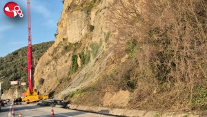 Örümcek adamlar yamaçları çelik ağlarla örüyor