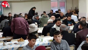 Hafız adayları din görevlileriyle iftar programında bir araya geldiler