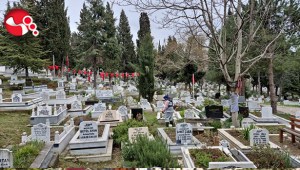 Mezarlıklar bayrama hazırlanıyor.....