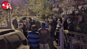 Milletvekili Bozkurttan evi yanan aileye destek