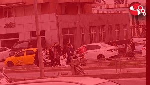 Motosikletli Otomobile çarptı