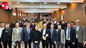 Gazeteciler öğrencilerle buluştu