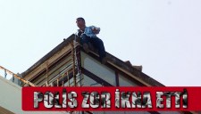 İNTİHARA KALKIŞAN GENCİ POLİS İKNA ETTİ