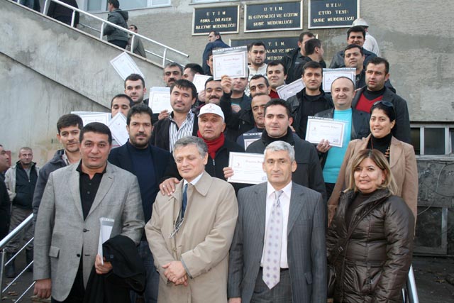 KAHRAMAN MADENCİYE TEŞEKKÜR...