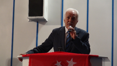 KAMALAK: KURAN HİÇ OLMAZSA SEÇMELİ OKUTULSUN..