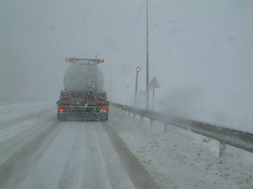 KAR BU KEZ FACİAYI ÖNLEDİ..