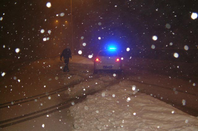 KAR YAĞIŞI KAZALARA SEBEP OLDU: 7 YARALI...