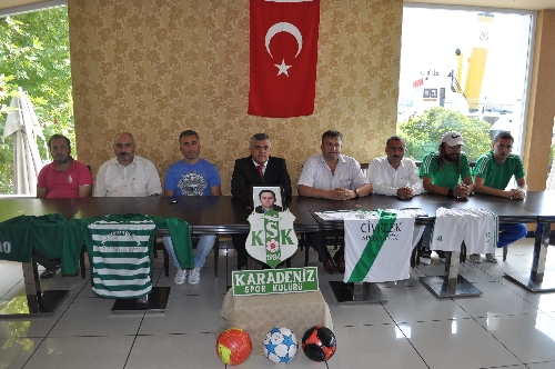 KARADENİZSPORDA YENİ YÖNETİM BASIN KARŞISINA ÇIKTI..